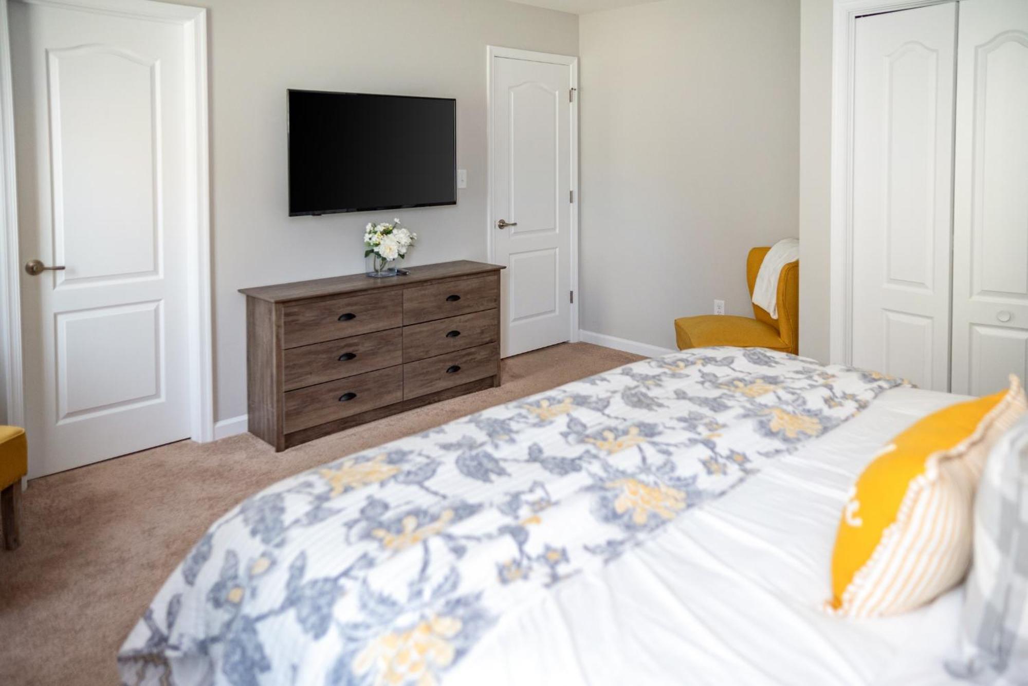 Harmony Getaway 4br Near & Holiday home Lake Harmony